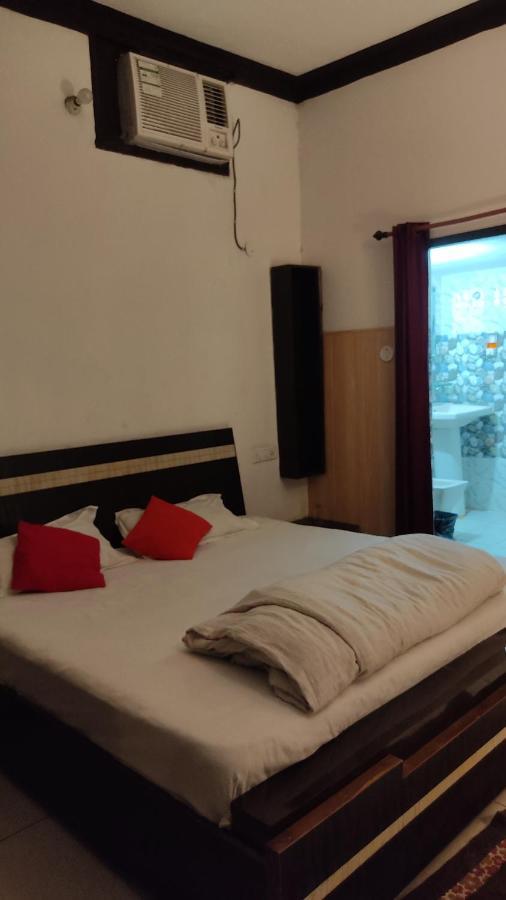 White House Luxury Rooms - Loved By Travellers, Couples, Corporates Jalandhar Exterior photo